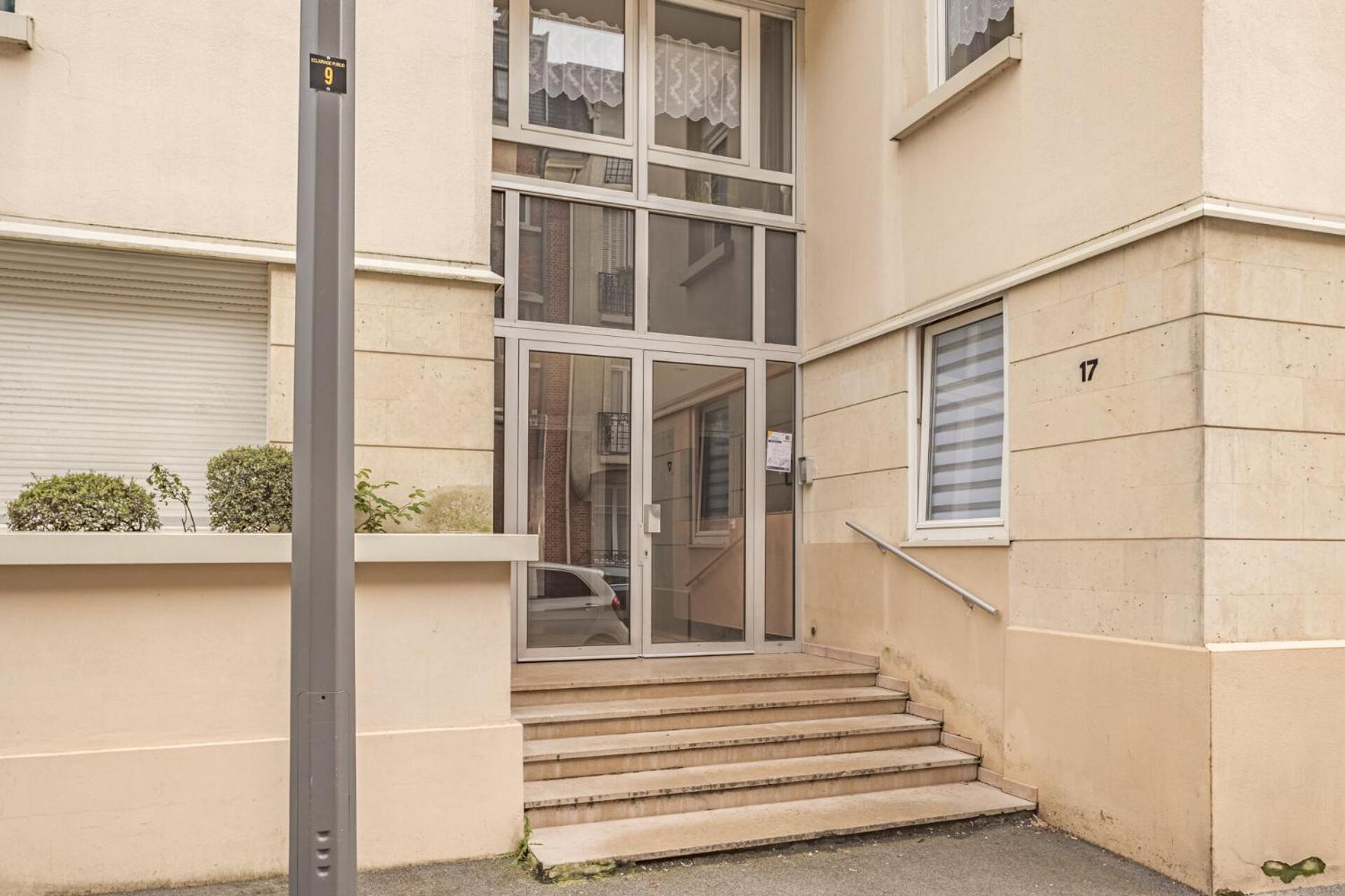 Julia Home, Madamedemconciergerie Reims Esterno foto